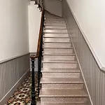 Gorgeous Town House בית נופש
