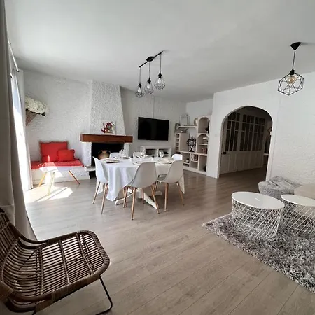 Gorgeous Town House