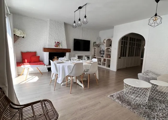 Nyaraló Gorgeous Town House Narbonne